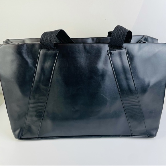CALVIN KLEIN Fragrances Weekender Travel Duffle Gym Bag Black color NWT READ - Picture 3 of 7